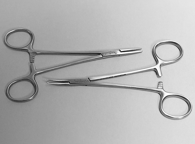 Halsted Mosquito Hemostats product photo Front View S